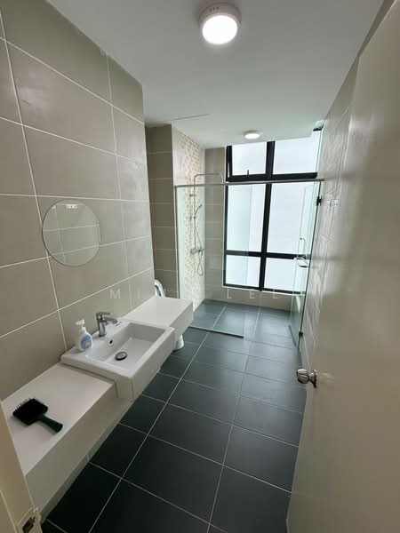 Kondominium untuk Disewa di Brezza Hill - Minz Lee - Bathroom - PropertyGuru.com.my