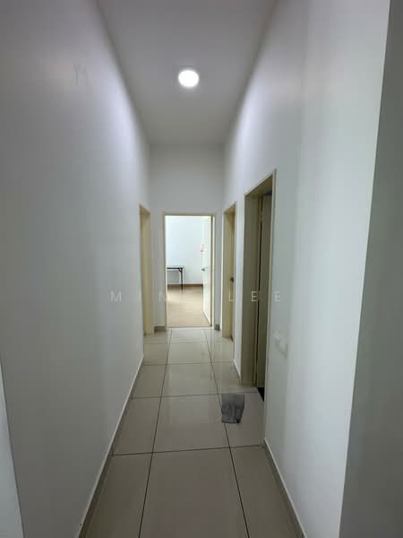 Kondominium untuk Disewa di Brezza Hill - Minz Lee - Corridor - PropertyGuru.com.my