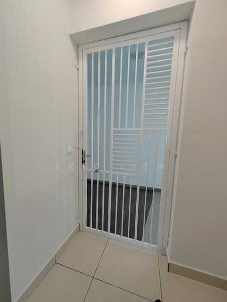 Service Residence for Sale at Traders Garden @ Cheras Selatan - Eric Liew - Entrance - PropertyGuru.com.my