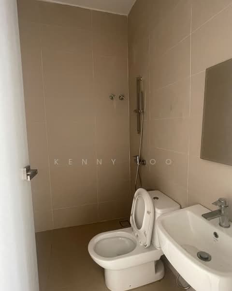 Semi-Detached House for Sale in Tok Sira (Kuantan) - Kenny Loo - Bathroom - PropertyGuru.com.my