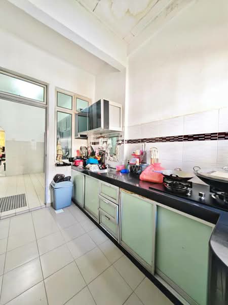 2-storey Terraced House for Sale in Taman Nusa Bestari 2 (Iskandar Puteri (Nusajaya)) - Ricky Woo - Kitchen - PropertyGuru.com.my