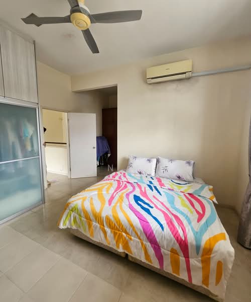 Rumah Kluster untuk Dijual di Sunway Alam Suria (Shah Alam) - John Liew - Bedroom - PropertyGuru.com.my