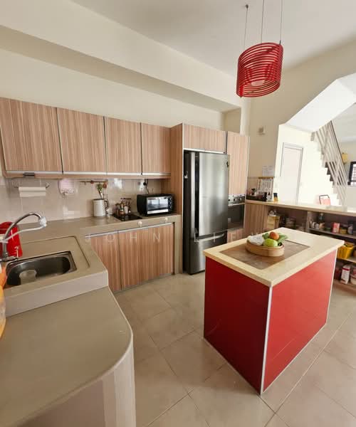Rumah Kluster untuk Dijual di Sunway Alam Suria (Shah Alam) - John Liew - Kitchen - PropertyGuru.com.my