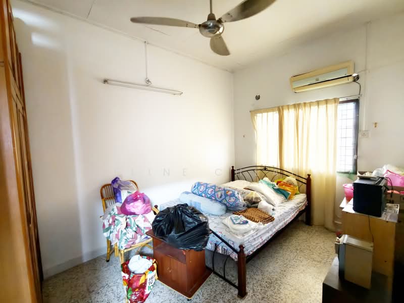 Rumah Berkembar untuk Dijual di Taman Chee Seng (Tanjung Bungah) - Celine Cheah - Bedroom - PropertyGuru.com.my