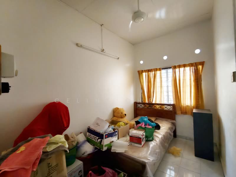Rumah Berkembar untuk Dijual di Taman Chee Seng (Tanjung Bungah) - Celine Cheah - Bedroom - PropertyGuru.com.my