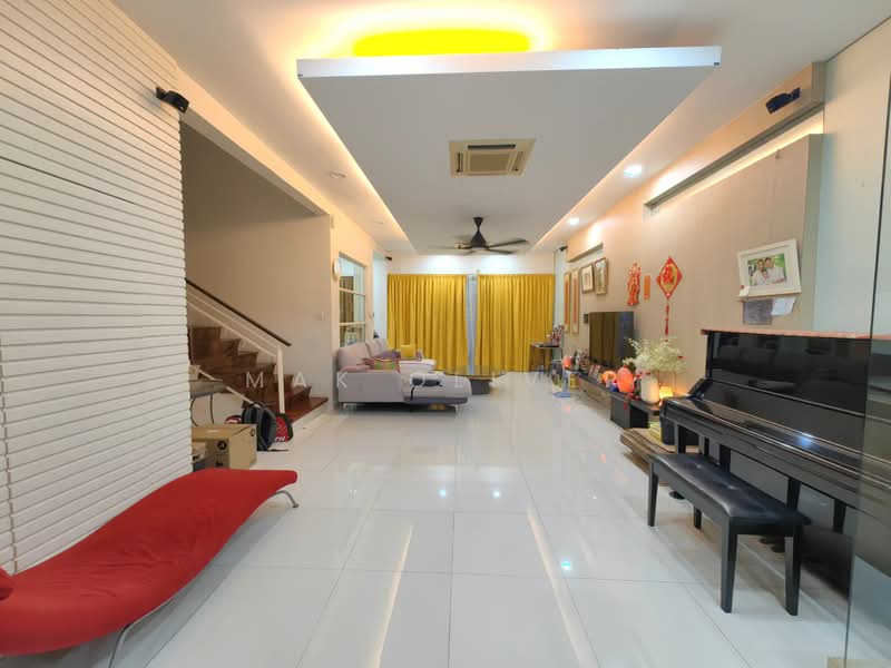 2.5-storey Terraced House for Sale in Taman Esplanad (Bukit Jalil) - Mak Oliver - Living Room - PropertyGuru.com.my