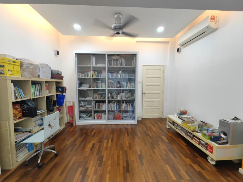 2.5-storey Terraced House for Sale in Taman Esplanad (Bukit Jalil) - Mak Oliver - Study - PropertyGuru.com.my