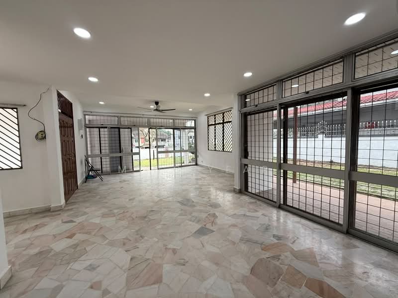Rumah Banglo untuk Disewa di Taman Suria (Johor Bahru) - Ming Yeap - Living Room - PropertyGuru.com.my
