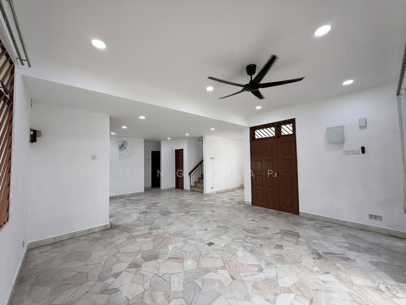 Rumah Banglo untuk Disewa di Taman Suria (Johor Bahru) - Ming Yeap - Living Room - PropertyGuru.com.my