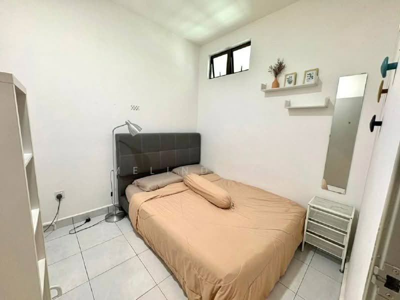 2-storey Terraced House for Sale in Taman Kempas Baru (Tampoi) - Melinda Ee - Bedroom - PropertyGuru.com.my