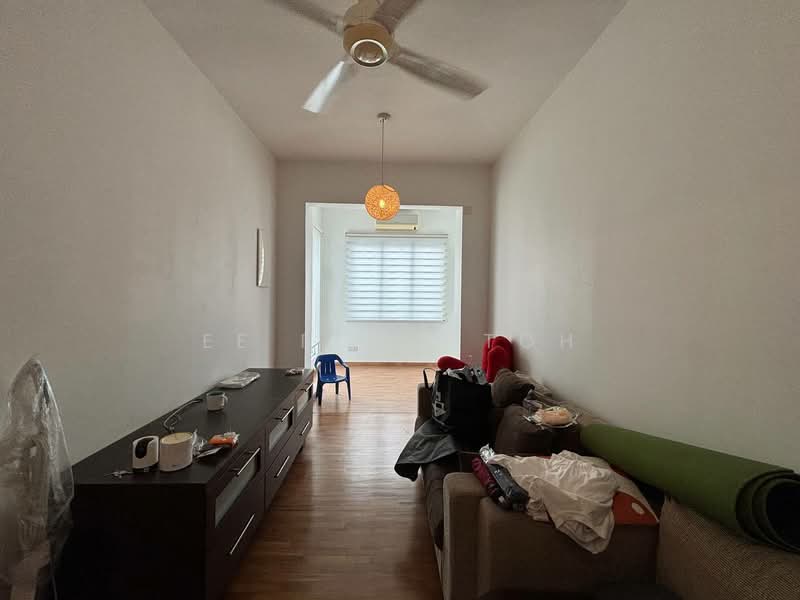 Cluster House for Sale in Taman Adda Heights (Tebrau) - Ee Fong Toh - Living Room - PropertyGuru.com.my