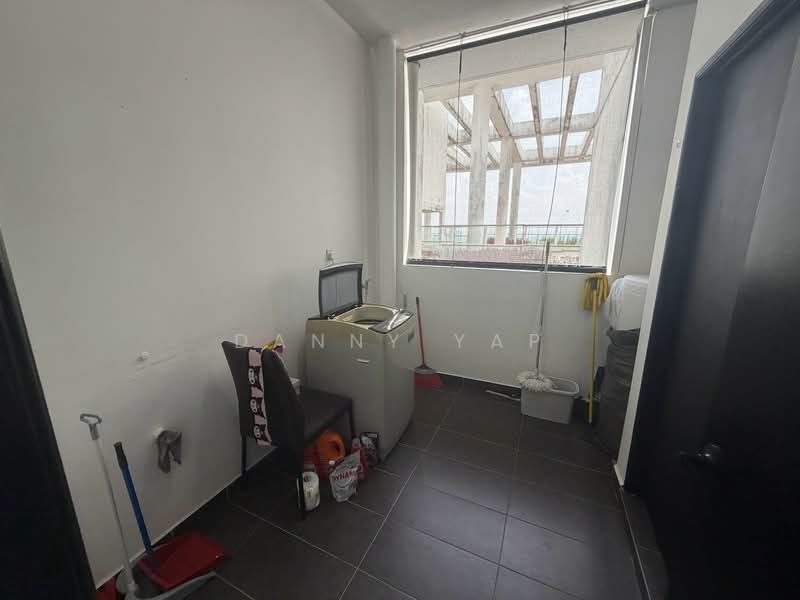 Service Residence for Sale at Pinnacle Tower - Danny Yap - Interior - PropertyGuru.com.my