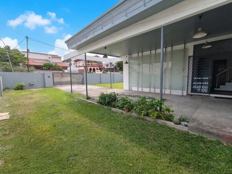 Commercial Bungalow for Rent in Seksyen 14 (Petaling Jaya) - Esther Tan - Exterior - PropertyGuru.com.my