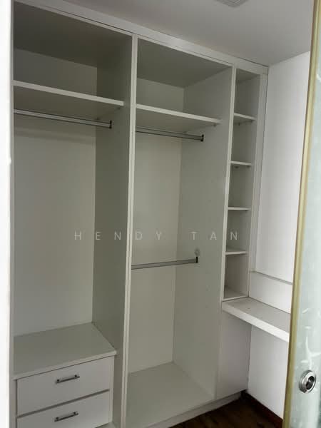 Kondominium untuk Disewa di Lakefront Residence - Hendy Tan - PropertyGuru.com.my