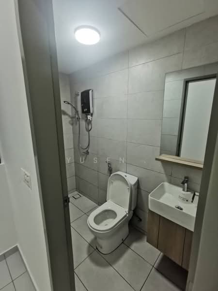 Servis Apartment untuk Disewa di Sinaran @ Utropolis - Yusen . - Bathroom - PropertyGuru.com.my