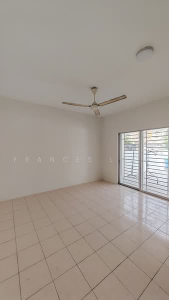 2-storey Terraced House for Sale in Bandar Putra Permai (Seri Kembangan) - Frances Liew - Living Room - PropertyGuru.com.my