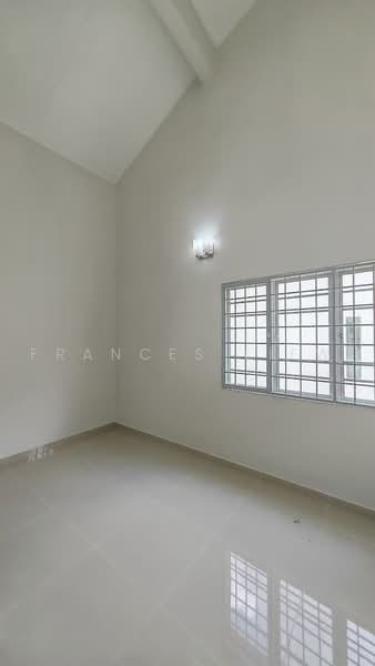 2-storey Terraced House for Sale in Bandar Putra Permai (Seri Kembangan) - Frances Liew - Interior - PropertyGuru.com.my