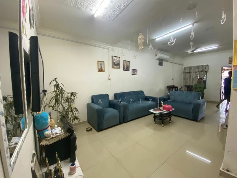 1-storey Terraced House for Sale in Senai (Johor) - Ida Aziz - Living Room - PropertyGuru.com.my