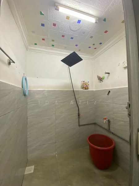 1-storey Terraced House for Sale in Senai (Johor) - Ida Aziz - Bathroom - PropertyGuru.com.my