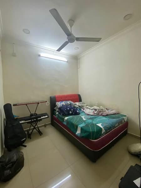 1-storey Terraced House for Sale in Senai (Johor) - Ida Aziz - Bedroom - PropertyGuru.com.my