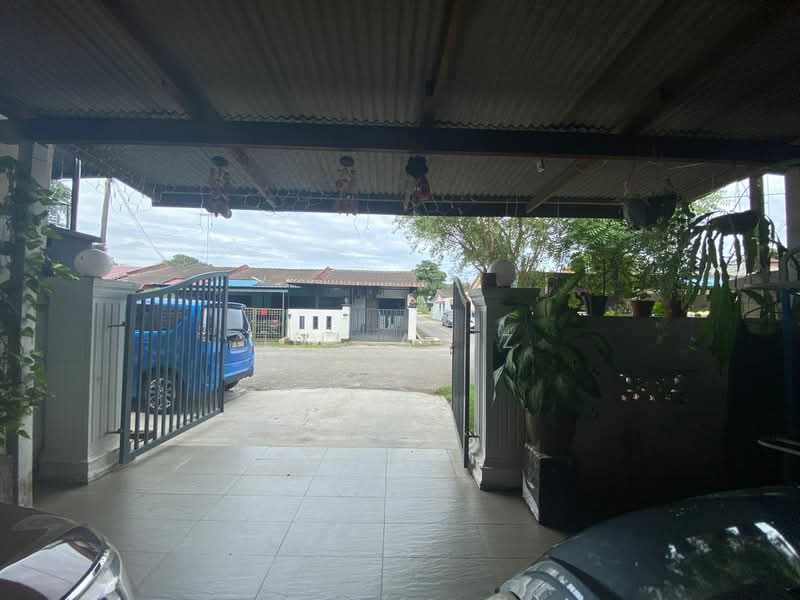 1-storey Terraced House for Sale in Senai (Johor) - Ida Aziz - Exterior - PropertyGuru.com.my