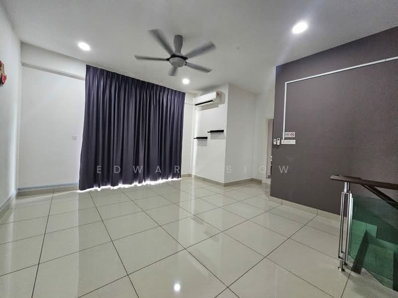 Semi-Detached House for Rent in Johor Bahru (Johor) - Edward Siow - Living Room - PropertyGuru.com.my