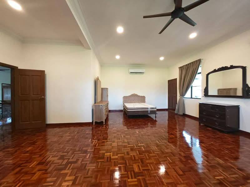 Rumah Banglo untuk Disewa di Leisure Farm (Gelang Patah) - Patrick Lai - Bedroom - PropertyGuru.com.my