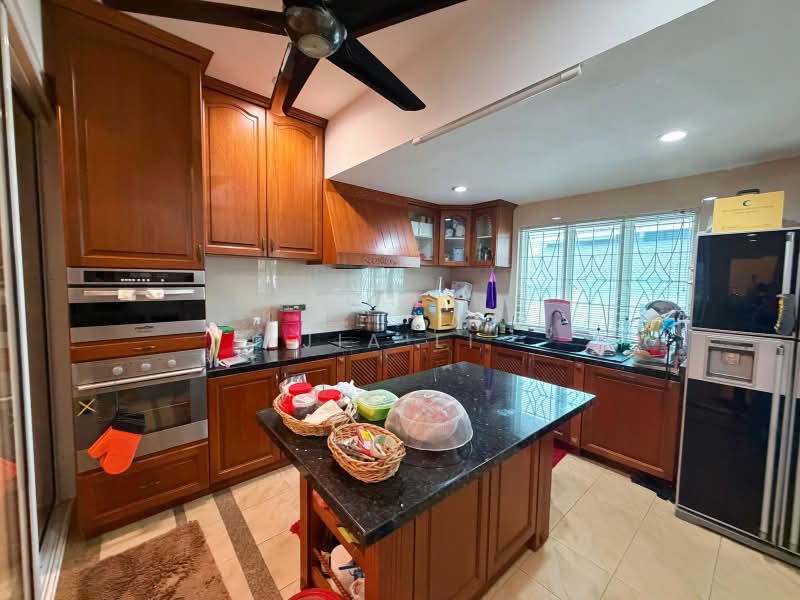 Rumah Banglo untuk Dijual di Gelugor (Penang) - Jia Li - Kitchen - PropertyGuru.com.my