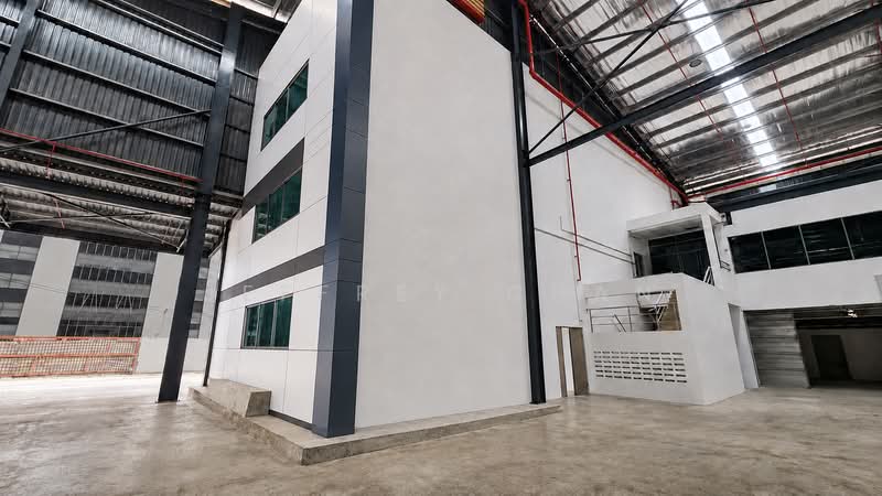 Detached Factory for Rent in Uep Industrial Park (Subang Jaya) - Jeffrey Chan - Exterior - PropertyGuru.com.my