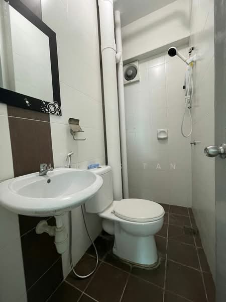 Pangsapuri untuk Disewa di Pinang Laguna - Marcus Tan - Bathroom - PropertyGuru.com.my