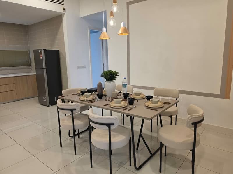 Condominium for Sale at The Veo - Stephanie Chen - Dining Room - PropertyGuru.com.my