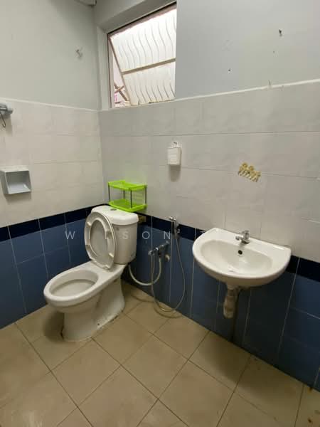 Kondominium untuk Dijual di Danau Impian - Wilson Tan - Bathroom - PropertyGuru.com.my