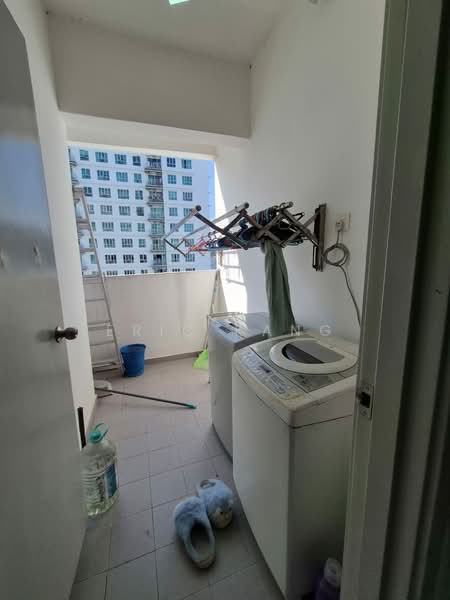 Condominium for Sale at The Golden Triangle Condominium - Eric Kang - Balcony - PropertyGuru.com.my
