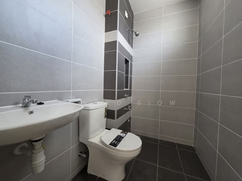 2-storey Terraced House for Rent in Skudai (Johor) - Edward Siow - Bathroom - PropertyGuru.com.my