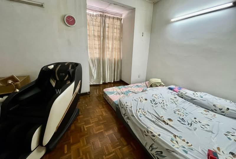 1.5-storey Terraced House for Sale in Bandar Kinrara Seksyen 1 (Bandar Kinrara) - William Looi - Bedroom - PropertyGuru.com.my