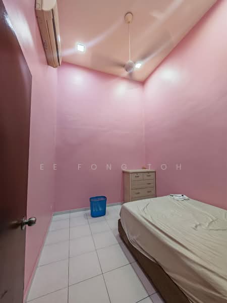 Rumah Teres 1-Tingkat untuk Dijual di Setia Eco Gardens (Gelang Patah) - Ee Fong Toh - Bedroom - PropertyGuru.com.my