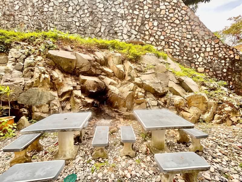 2.5-storey Terraced House for Sale in Ukay Perdana (Ulu Kelang) - Wan Azlan Ahmad - PropertyGuru.com.my