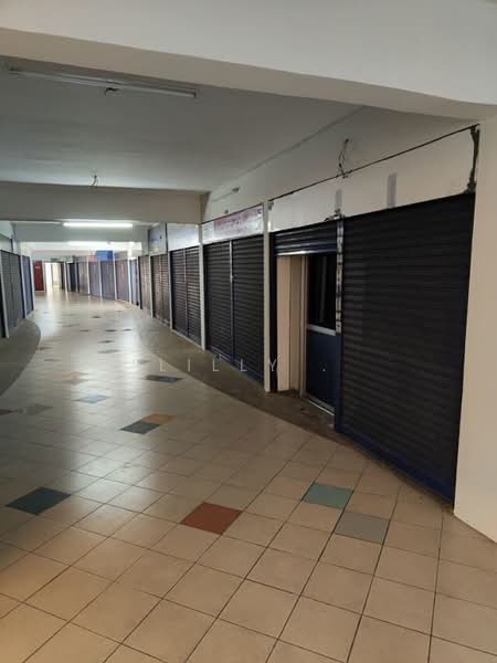 Shop / Office for Rent in Fettes Park (Tanjung Tokong) - Lilly . - Corridor - PropertyGuru.com.my