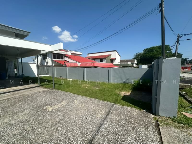 Bungalow for Rent in Seksyen 14 (Petaling Jaya) - Maria Bernadette Tan - Exterior - PropertyGuru.com.my