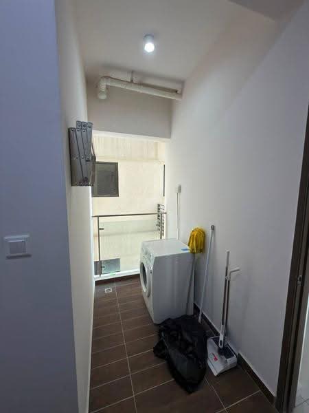 Condominium for Rent at Lovell @ Country Garden Danga Bay - RQ Tee - PropertyGuru.com.my