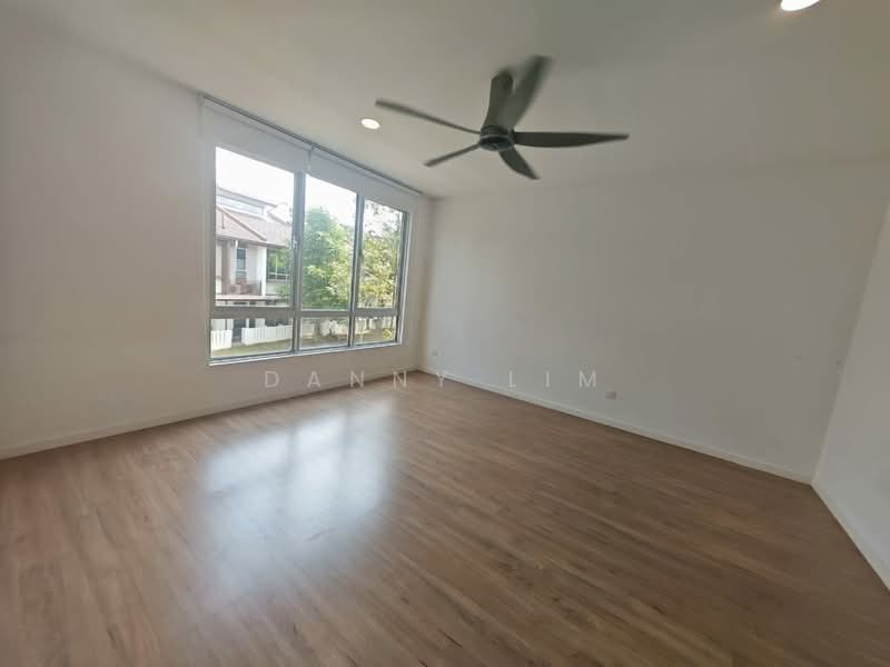 3-storey Terraced House for Sale in Bandar Tropicana Aman (Telok Panglima Garang) - Danny Lim - Living Room - PropertyGuru.com.my