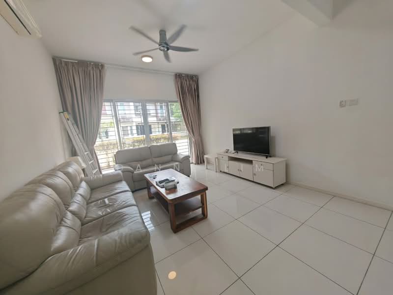 3-storey Terraced House for Sale in Bandar Tropicana Aman (Telok Panglima Garang) - Danny Lim - Living Room - PropertyGuru.com.my