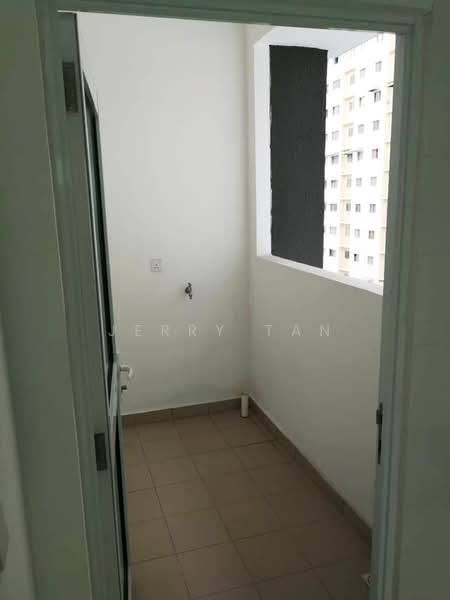 Kondominium untuk Disewa di Imperial Residences - Jerry Tan - Balcony - PropertyGuru.com.my