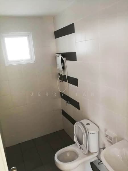 Kondominium untuk Disewa di Imperial Residences - Jerry Tan - Bathroom - PropertyGuru.com.my