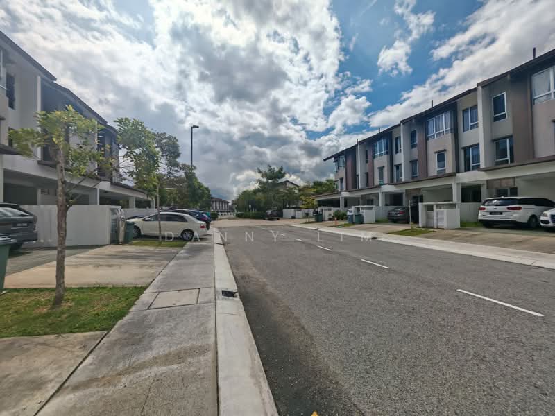 Rumah Teres 3 Tingkat untuk Disewa di Bandar Tropicana Aman (Telok Panglima Garang) - Danny Lim - Exterior - PropertyGuru.com.my