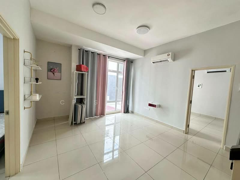 2-storey Terraced House for Sale in Taman Nusa Sentral (Iskandar Puteri (Nusajaya)) - Crystal Tan - Living Room - PropertyGuru.com.my