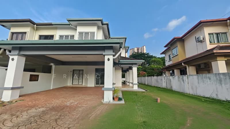Semi-Detached House for Sale in Bandar Putra Permai (Seri Kembangan) - Frances Liew - Exterior - PropertyGuru.com.my