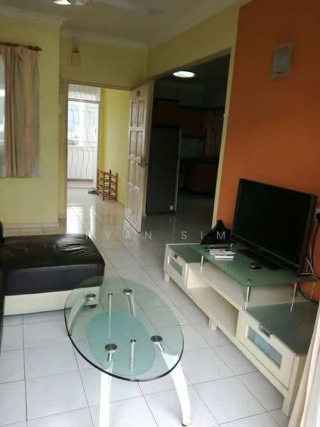 Kondominium untuk Disewa di Villa Emas - Ryan Sim - Living Room - PropertyGuru.com.my