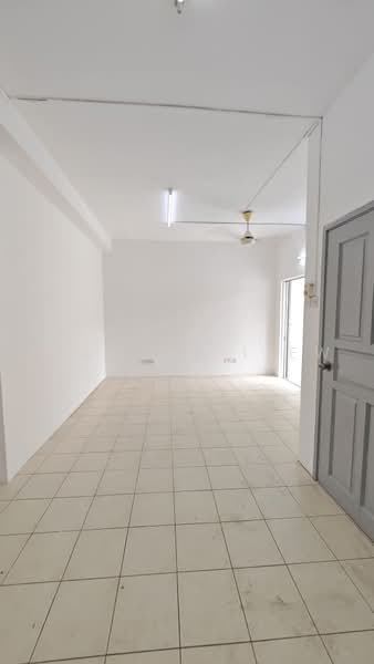 2.5-storey Terraced House for Sale in Bandar Putra Permai (Seri Kembangan) - Frances Liew - Interior - PropertyGuru.com.my