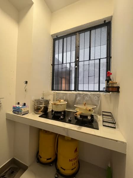 Servis Apartment untuk Disewa di TRIO By Setia - Pepsi Ang - Kitchen - PropertyGuru.com.my